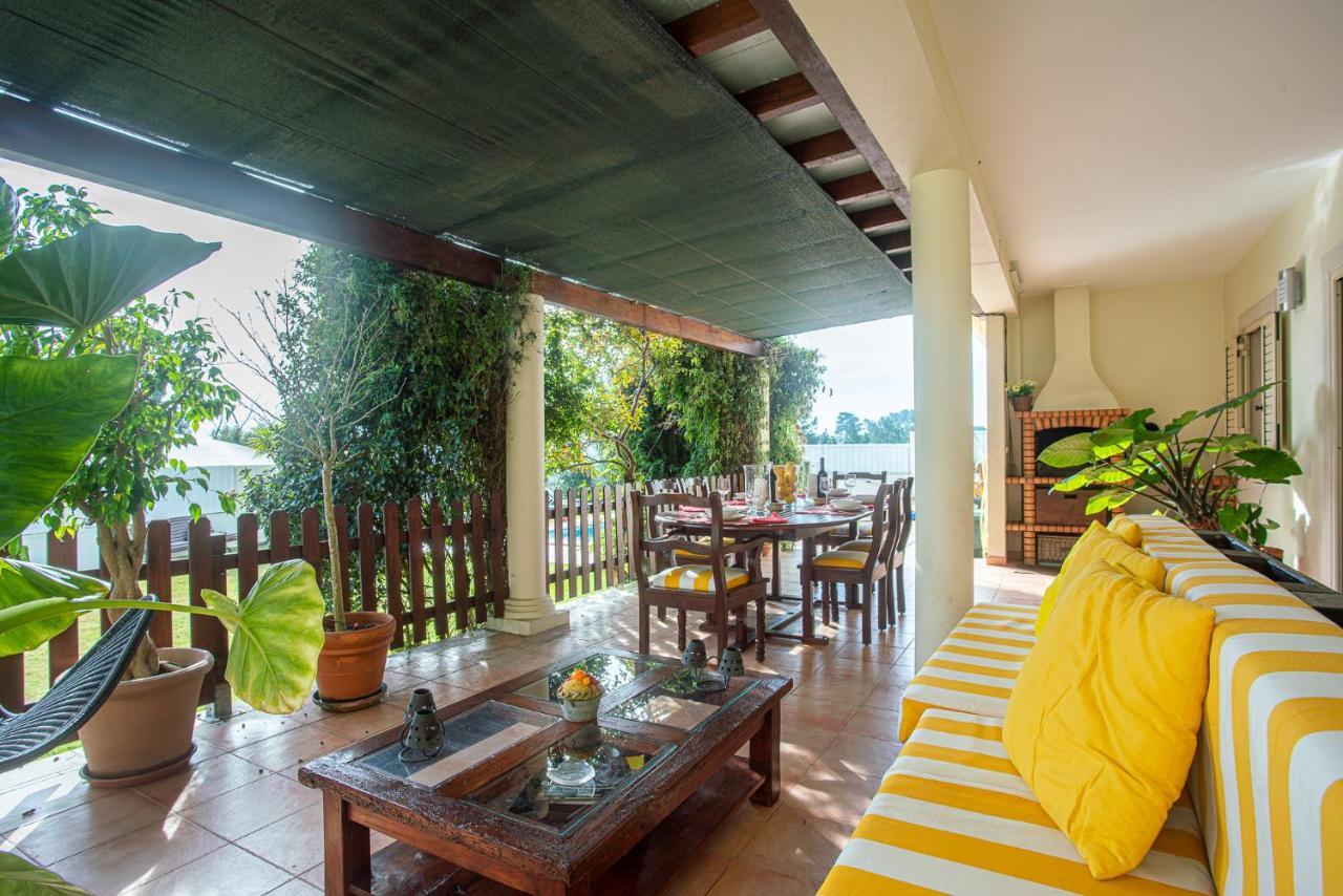 Villa Alegre Fernao Ferro Exterior photo
